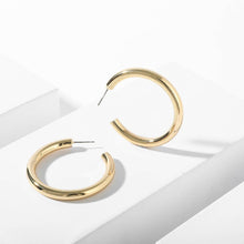 Load image into Gallery viewer, Timeless Gold Hoops